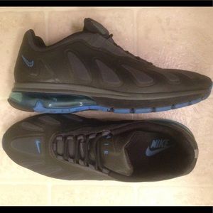 Men's Black Nike Air Max  11.5